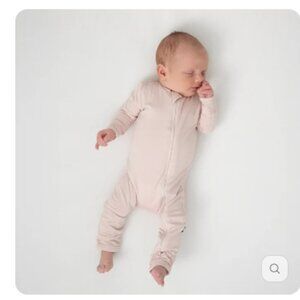 Kyte Baby Zippered Romper in Blush 12-18 Months